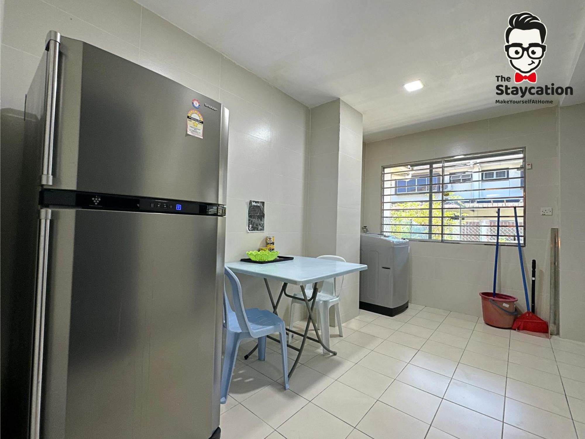 Staycation Homestay 15 Kch City Mall Landed House Kuching Exterior foto